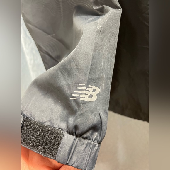 Light weight Jacket - Picture 5 of 16